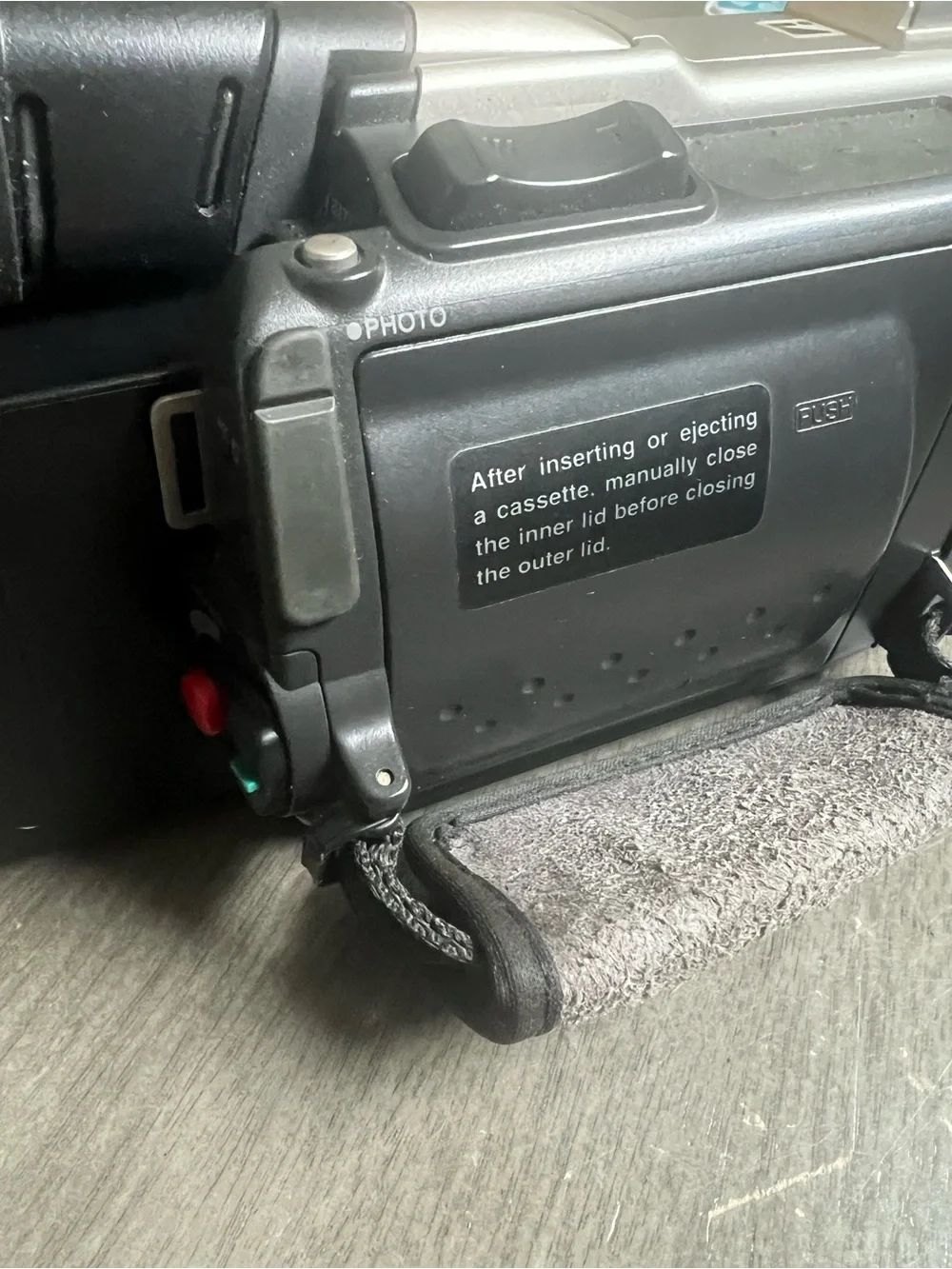 Sony DCR-TRV9 MiniDV Handycam Camcorder/New Battery&Charger+Bag+Lenses+Lights